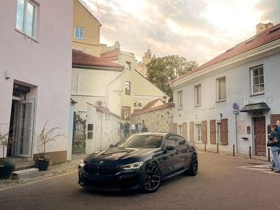 Gebraucht BMW M850 Performance 530 PS (389 kW) 2020 Blau Coupé