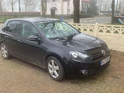 Gebraucht VW Golf VI Team 105 PS (77 kW) 2010 Deep black perleffekt Kleinwagen