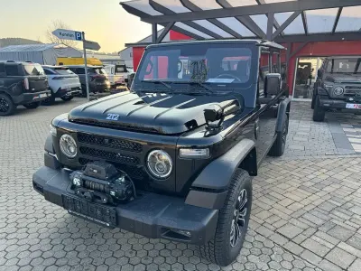 Neu BAW 212 166 PS (122 kW) 2026 Schwarz SUV
