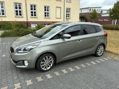 Gebraucht Kia Carens DREAM-TEAM Edition 141 PS (103 kW) 2016 Grau Van / Kleinbus