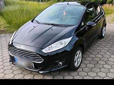 Usata Ford Fiesta Titanium 80 CV (58 kW) 2013 Nero Utilitaria