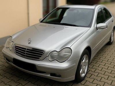 Mercedes C200