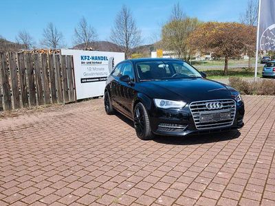 Gebraucht Audi A3 Attraction 105 PS (77 kW) 2014 Schwarz Kleinwagen