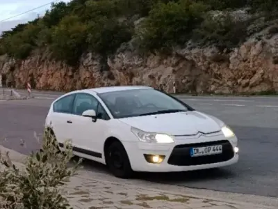 Gebraucht Citroën C4 88 PS (64 kW) 2009 Weiß Coupé