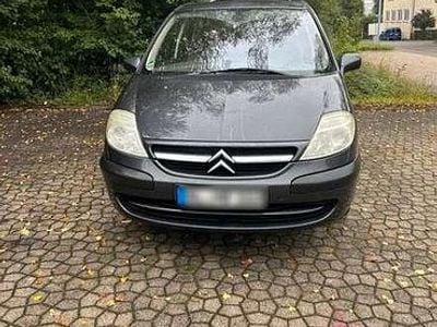 Citroën C8