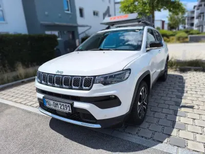 Gebraucht Jeep Compass 80th Anniversary 150 PS (110 kW) 2021 Weiß SUV
