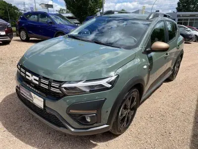 Gebraucht Dacia Sandero Extreme 110 PS (80 kW) 2025 Grün Limousine