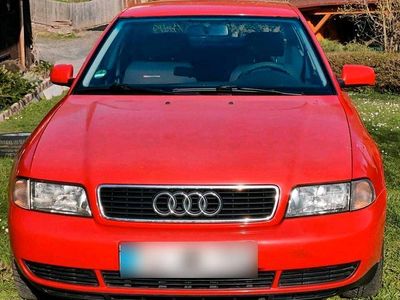Gebraucht Audi A4 125 PS (91 kW) 1997 Rot Limousine