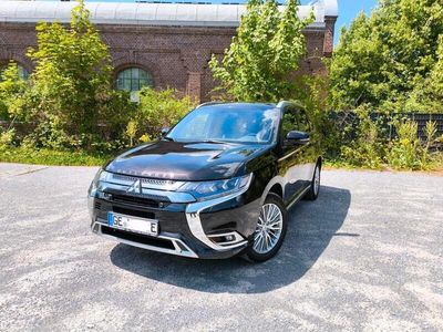 Mitsubishi Outlander P-HEV