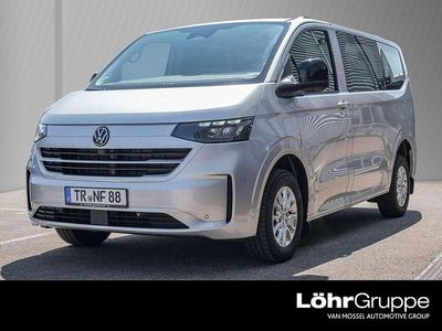 Gebraucht VW T7 Life 150 PS (110 kW) 2025 Light grey metallic Van
