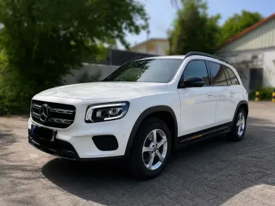 Second-hand Mercedes GLB200 Night 150 CP (110 kW) 2020 Alb SUV