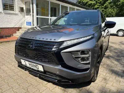 Gebraucht Mitsubishi Eclipse Cross Plus 188 PS (138 kW) 2024 Platinumgrau (m) SUV