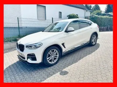Gebraucht BMW X4 M Sport 190 PS (139 kW) 2021 Weiß SUV