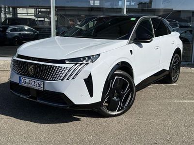 Weiss Gebraucht 2024 Peugeot e-3008 GT SUV | 51.250 € (Fairer Preis)
