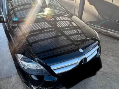 Second-hand Mercedes B220 170 CP (125 kW) 2013 Negru Monovolum