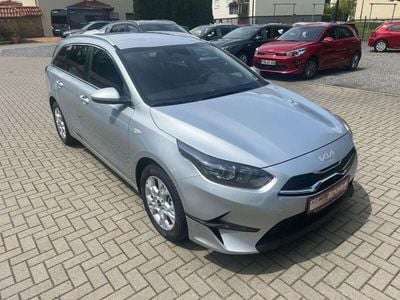 Gebraucht Kia Ceed Sportswagon 140 PS (102 kW) 2024 Silber Kombi