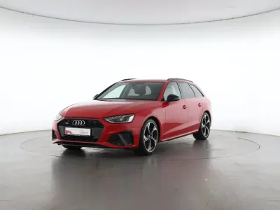 Gebraucht Audi A4 S-Line 286 PS (210 kW) 2022 Tangorot Kombi