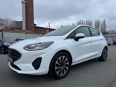 Second-hand Ford Fiesta Titanium 125 CP (91 kW) 2022 Alb Hatchback