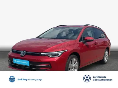 Gebraucht VW Golf VIII Style 150 PS (110 kW) 2025 Rot Kombi
