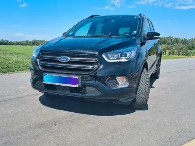 Gebraucht Ford Kuga ST-Line 179 PS (131 kW) 2018 Schwarz SUV