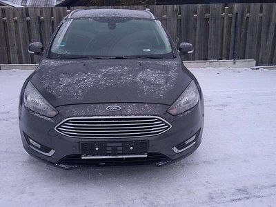 Gebraucht Ford Focus Titanium 150 PS (110 kW) 2017 Grau Kombi