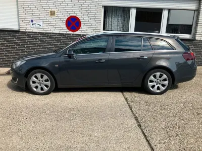 Gebraucht Opel Insignia Business Edition 136 PS (100 kW) 2016 Grau Kombi