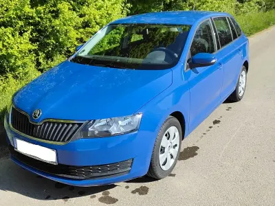 Gebraucht Skoda Rapid Ambition 95 PS (69 kW) 2019 Blau Kleinwagen