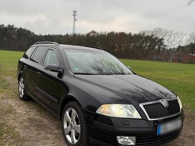 Schwarz Gebraucht 2007 Skoda Octavia Kombi | 2.500 € (Etwas zu teuer)