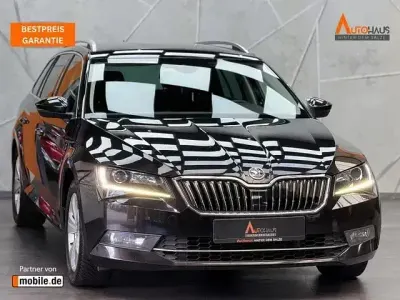 Gebraucht Skoda Superb Style 190 PS (139 kW) 2017 Schwarz Limousine
