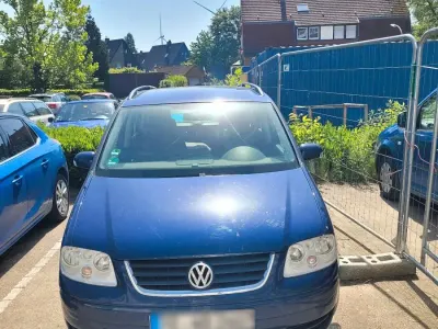 Gebraucht VW Touran 105 PS (77 kW) 2004 Blau Van / Kleinbus