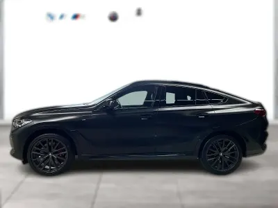 Gebraucht BMW X6 Efficient Dynamics 530 PS (389 kW) 2023 Gold SUV