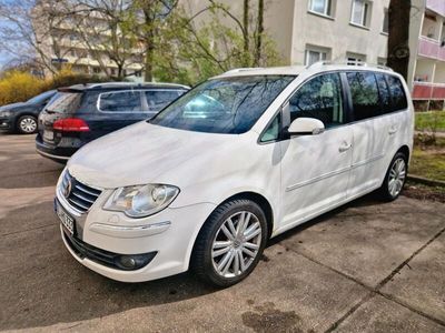 gebraucht VW Touran 2.0 automatisch 7 Sitze