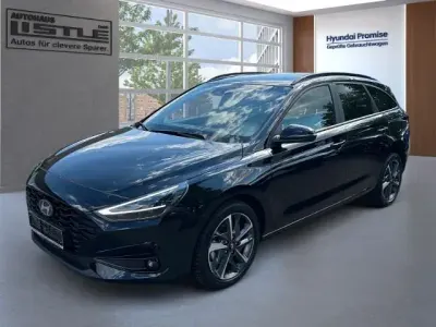 Gebraucht Hyundai i30 Advantage 140 PS (102 kW) 2025 Schwarz Kombi