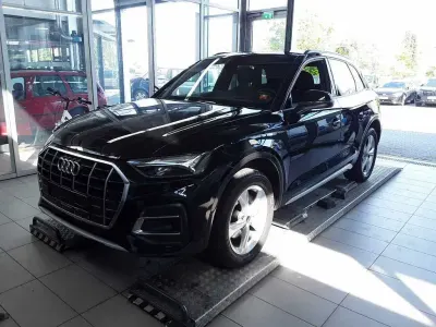 Gebraucht Audi Q5 Advanced 204 PS (150 kW) 2023 Mythosschwarz metallic SUV