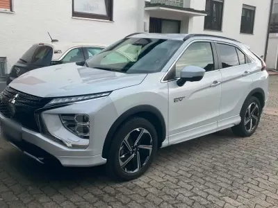 Gebraucht Mitsubishi Eclipse Cross 188 PS (138 kW) 2022 Weiß SUV