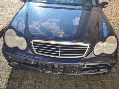 Mercedes C180