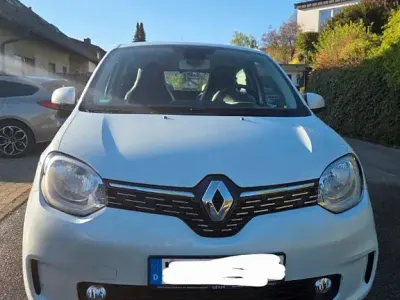 Second-hand Renault Twingo Intens 73 CP (53 kW) 2020 Alb Hatchback