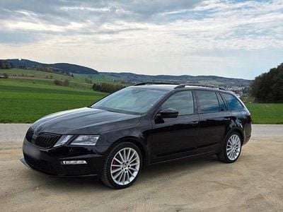 Używany Skoda Octavia RS 184 KM (135 kW) 2020 Czarny Sedan/Limuzyna
