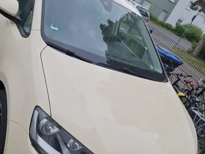 Gebraucht VW Sharan 150 PS (110 kW) 2019 Gelb Van / Kleinbus