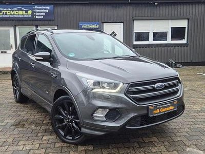 Grau Gebraucht 2018 Ford Kuga ST-Line SUV | 12.999 € (Fairer Preis)