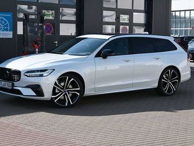 Crystal white / metallic Gebraucht 2023 Volvo V90 Plus Kombi | 51.900 €