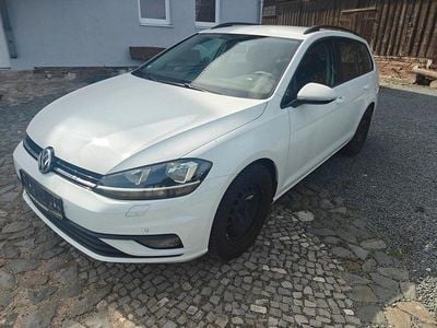 Gebraucht VW Golf VII 116 PS (85 kW) 2017 Weiß Kombi