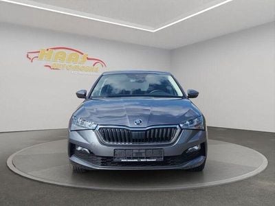 Gebraucht Skoda Scala Ambition 140 PS (102 kW) 2022 Grau Kleinwagen