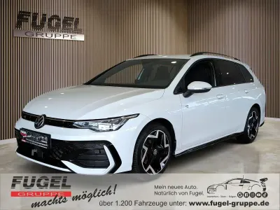 Gebraucht VW Golf VIII R-line 150 PS (110 kW) 2025 Pure white Kombi