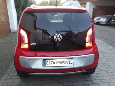 VW cross up!