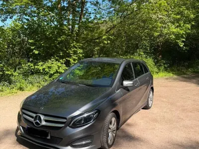 Brugt Mercedes B180 122 HK (89 kW) 2018 Grå MPV