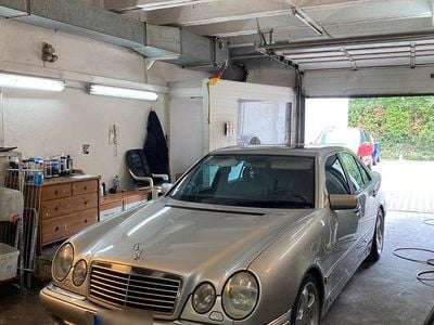 Mercedes E430