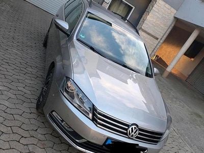 Gebraucht VW Passat 140 PS (102 kW) 2014 Silber Kombi
