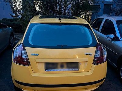 Gebraucht Fiat Stilo 103 PS (75 kW) 2001 Gelb Kleinwagen