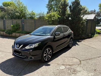 Second-hand Nissan Qashqai Tekna 131 CP (96 kW) 2014 Negru SUV